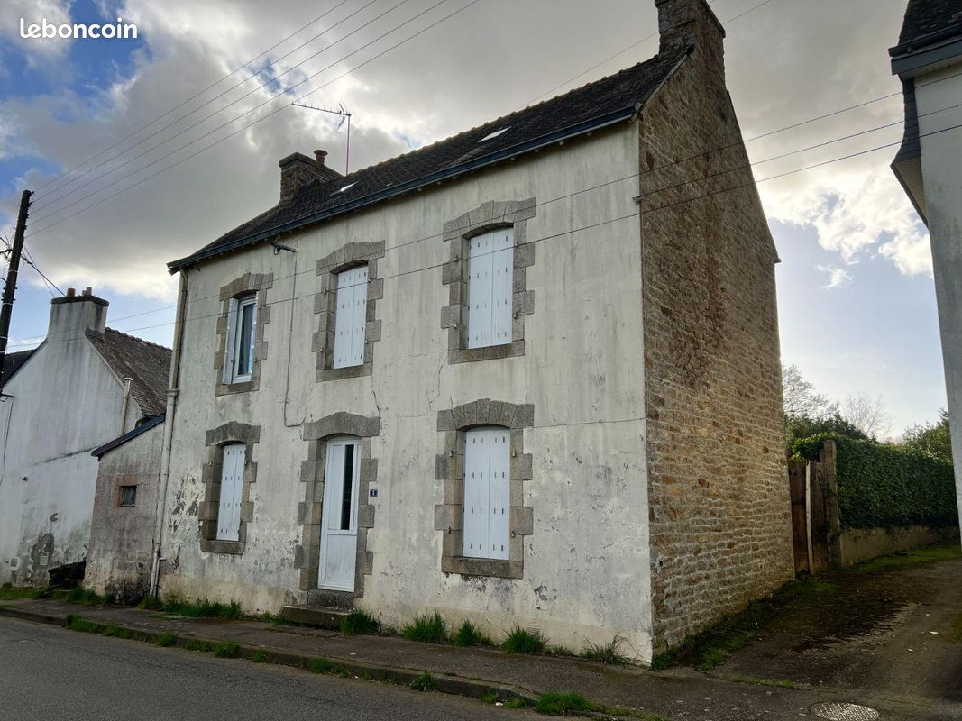 Maison 5 pièces 81 m² · à Scaër · 81 m² · 49 820 €