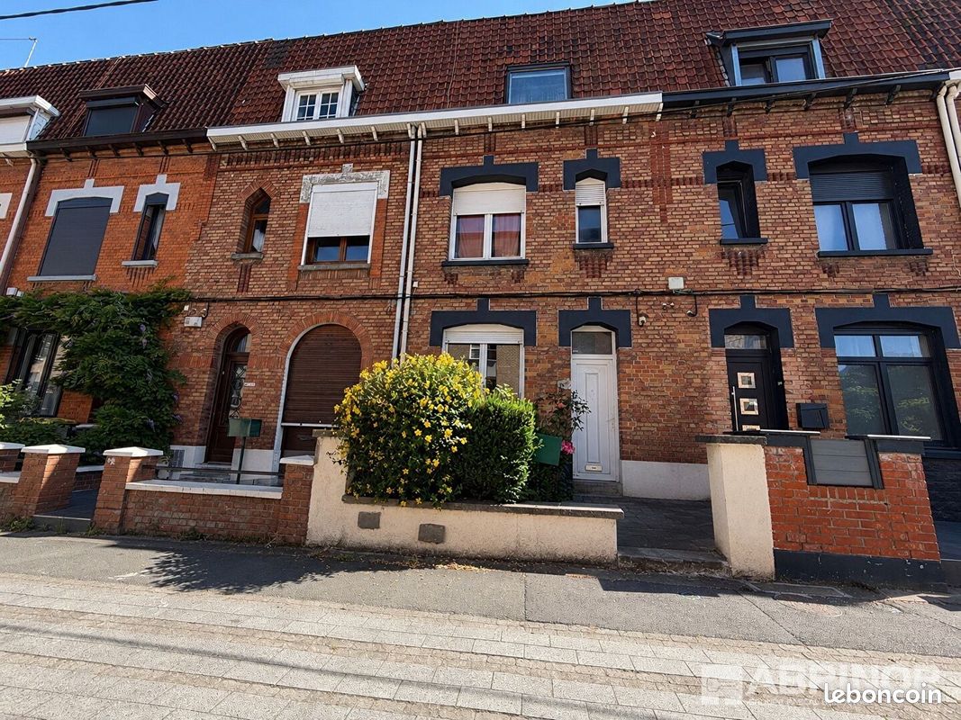Maison 4 pièces 112 m² · à Loos · 112 m² · 219 000 €