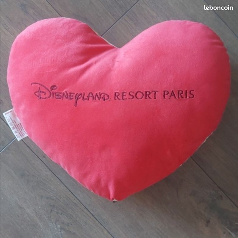Coussin coeur mariage Mickey et Minnie (image 3)
