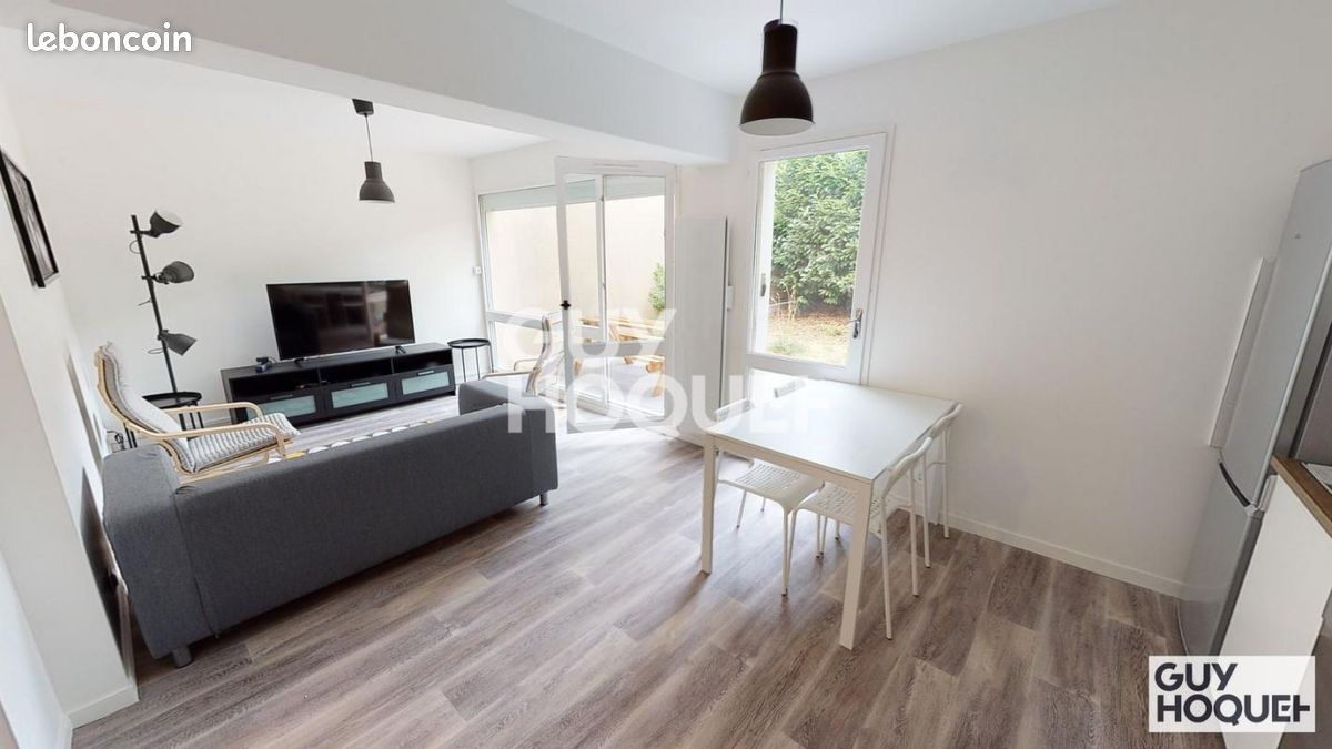 Appartement 1 pièce 10 m² · à Poitiers · 10 m² · 458 €