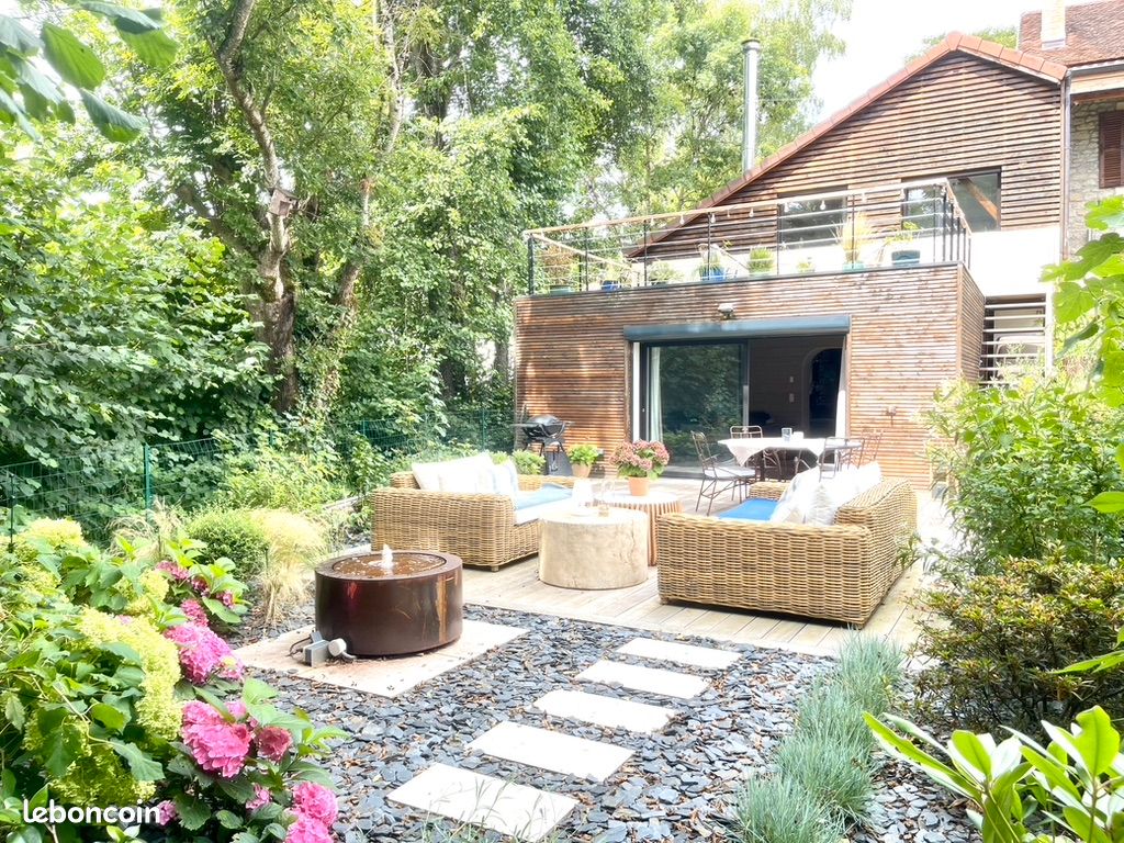 Maison 4 pièces 187 m² · à Prévessin-Moëns · 187 m² · 795 000 €