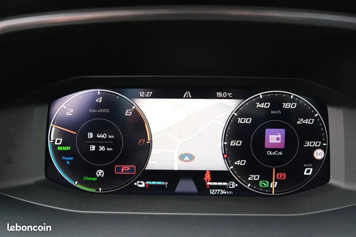 Cupra Leon SPORTSTOURER 1.4 E-HYBRID VZ 245PK PANORAMIQUE SUPERSPORT 245 CH AVANT BVA - CAMÉRA D'... (image 18)