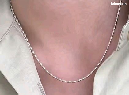 Collier Vintage Oriental à Franges - Alliage Argenté - Longueur ~50 Cm - Occasion