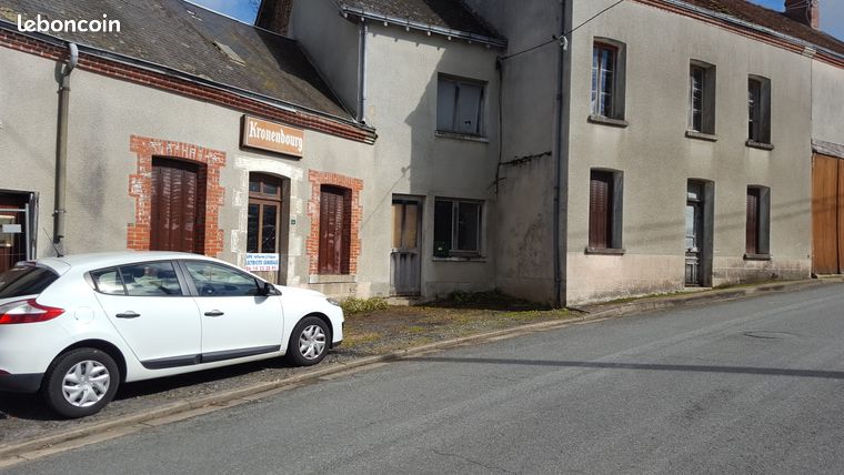 Vente immobilière en plein centre de village