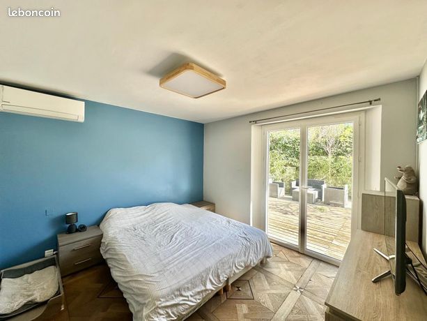 Villa 4 pièces 143 m² — 12