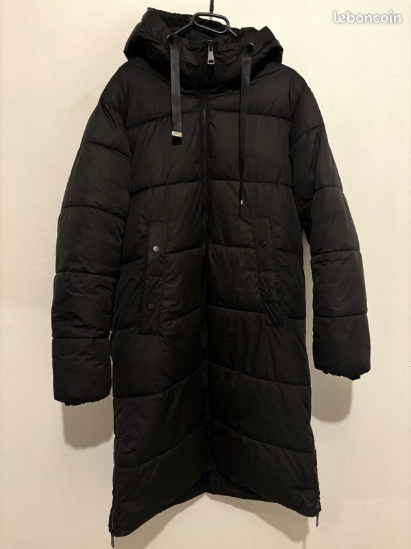 Jolie doudoune longue Jennyfer Vêtements