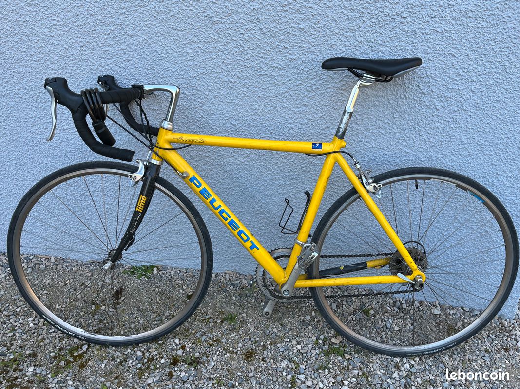 Vélo course PEUGEOT taille S/M équipé Campagnolo Shimano Vélos