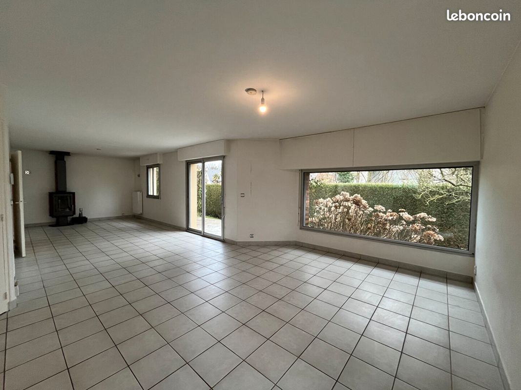 Maison 7 pièces 130 m² · à Saint-Grégoire · 130 m² · 1 553 €/mois
