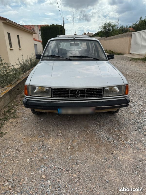 Peugeot 305 break diesel (image 2)