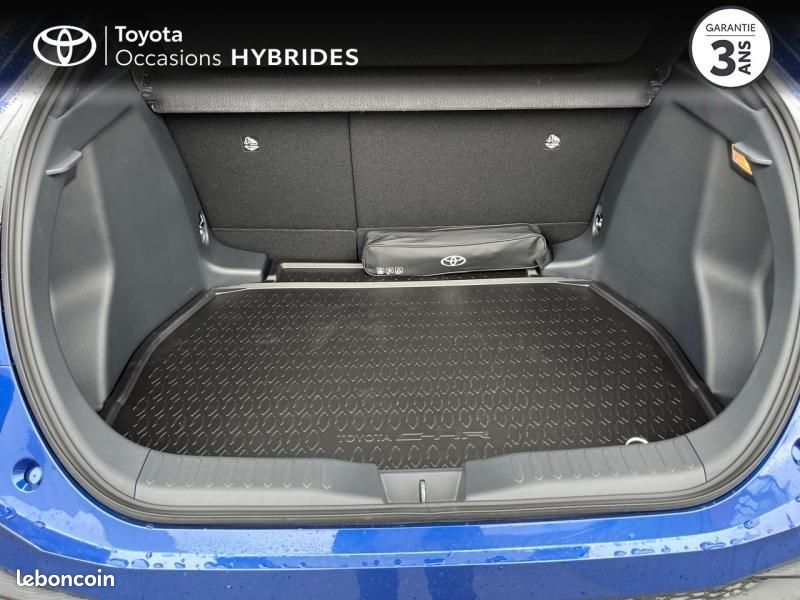Toyota C-HR 1.8 Hybride 140ch Graphic MY26 (image 10)