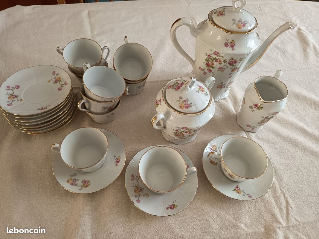 Service complet café porcelaine Bernardaud (image 1)