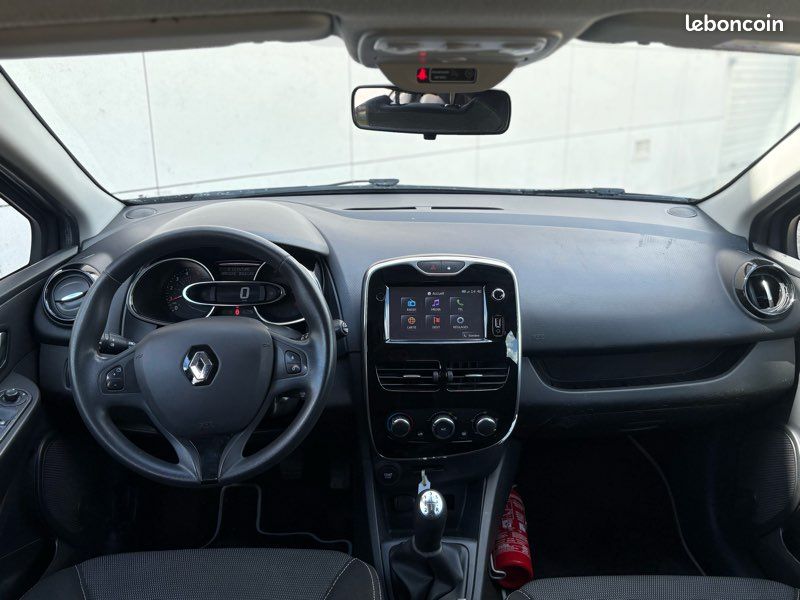 Renault clio iv estate 1.5dci 90ch eco2 2eme main (image 5)