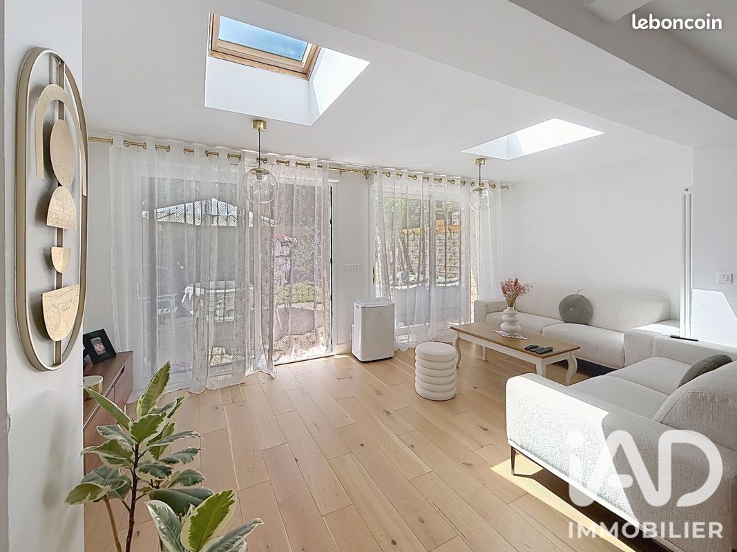 Maison 4 pièces 97 m² · à Thiais · 97 m² · 425 000 €