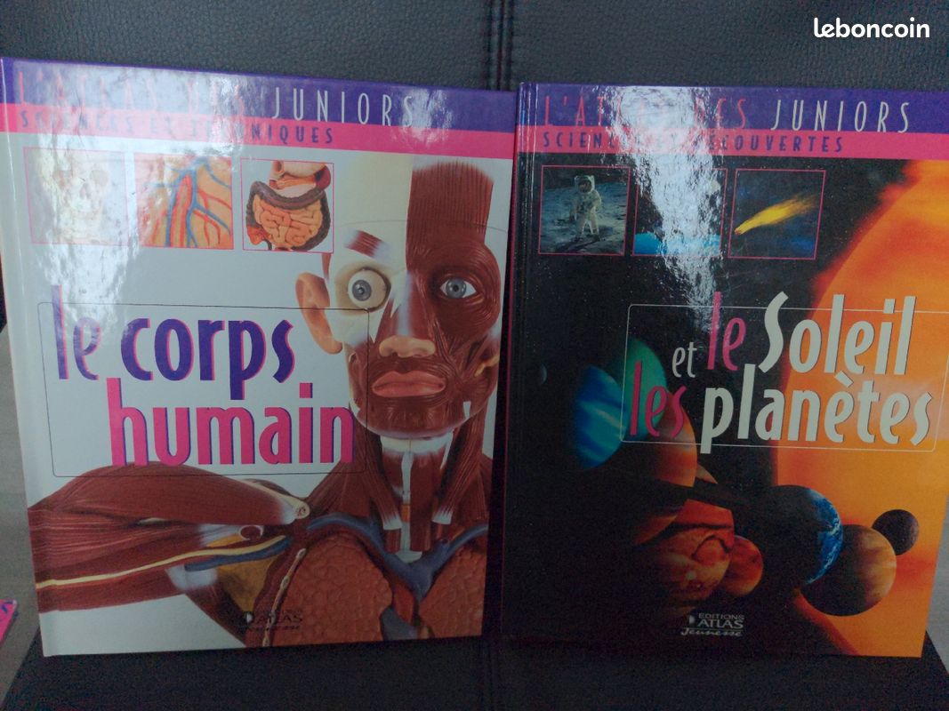 Lot de 2 atlas des juniors (image 1)