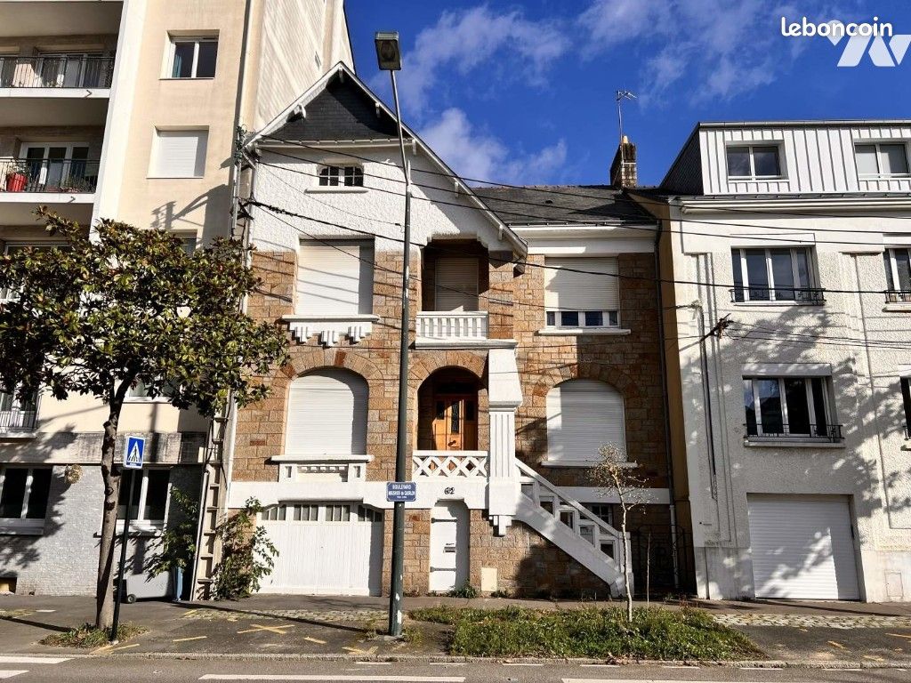 Superbe nantaise années 40 avec jardin clos de 385m²