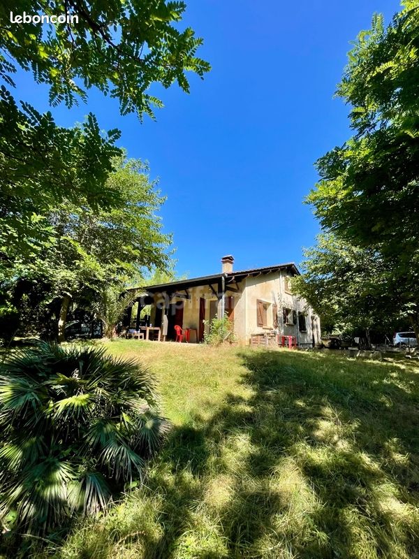 Maison 5 pièces 121 m² · à Montricoux · 121 m² · 200 000 €