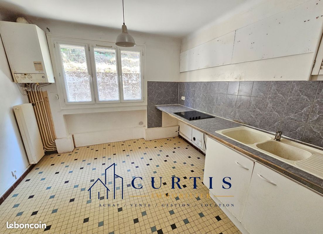 Appartement 4 pièces 89 m² · à Unieux · 89 m² · 59 500 €