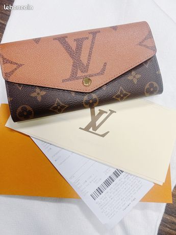 Echarpe et foulard Louis Vuitton d'occasion - Annonces accessoires et  bagagerie leboncoin