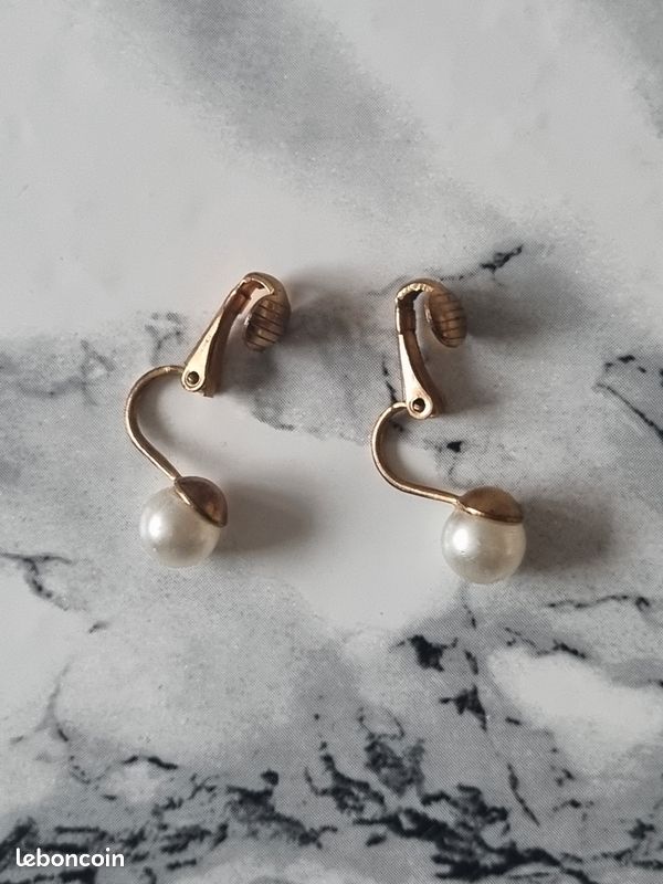 Boucles D'oreilles Vintage Clips Dorées Et Argentées - Occasion En Bon état - Sans Marque