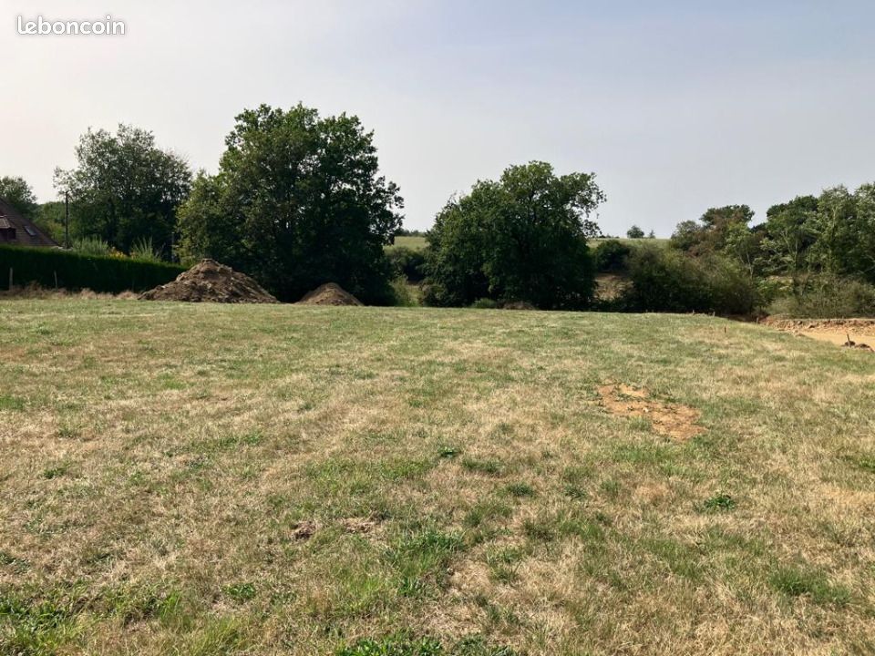 Terrain 502 m² Arpajon Sur Cere · à Arpajon-sur-Cère · 36 700 €