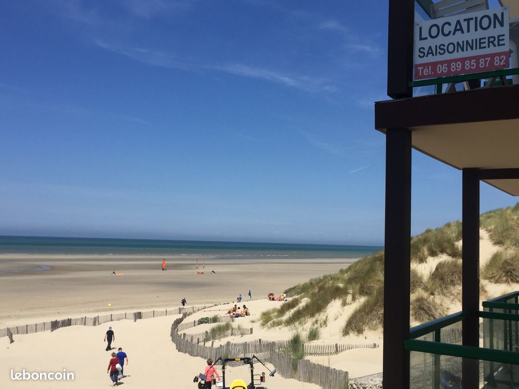 Appart 4 personnes Front de Mer à Sainte Cécile Plage Locations saisonnières