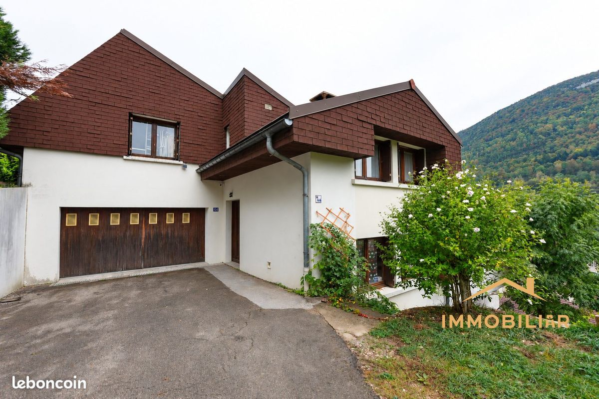 Maison 5 pièces 120 m² · à Saint-Claude · 120 m² · 205 000 €