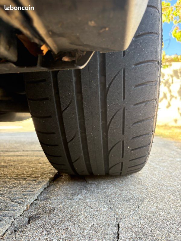 3 pneu 225/40 R19 (image 1)