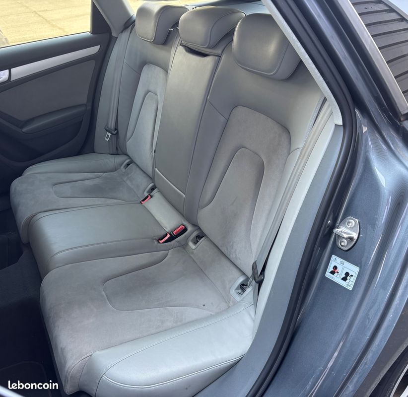 AUDI A4 AVANT 2.0 TDI 190 Ch S-line QUATTRO - Entretien Complet Audi - Caméra de recul - Sièges AV Elec (image 10)
