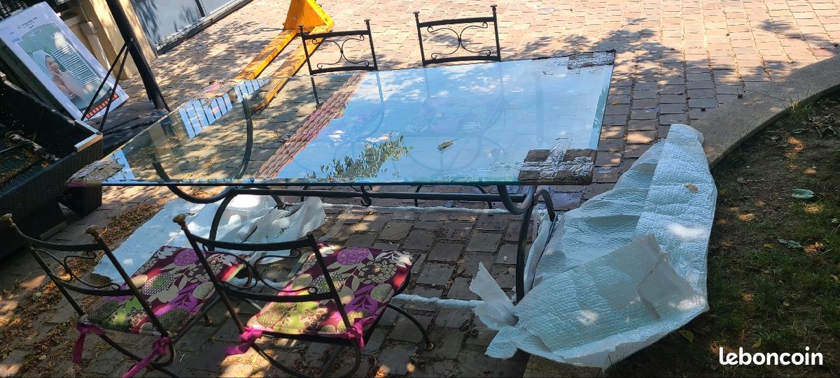 Table de salle à manger (image 3)