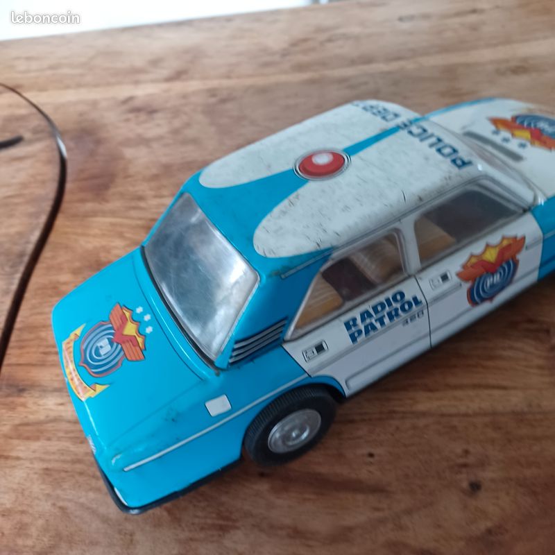 Jouet En Tôle Vintage Police JYESA IBI – Années Rétro – état Occasion