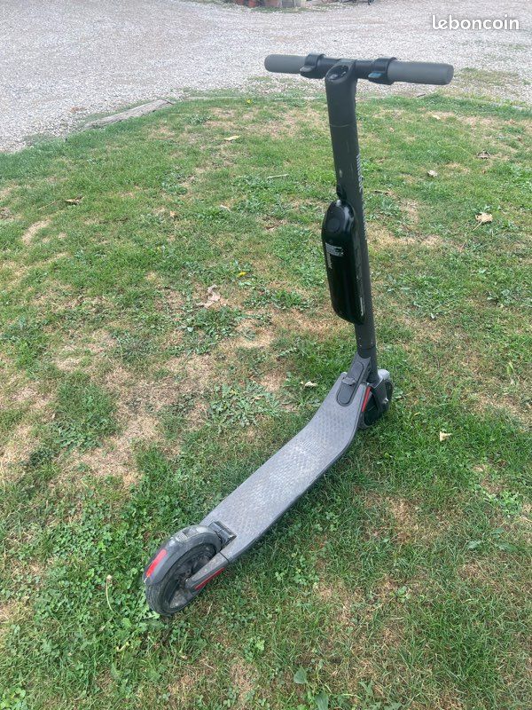 Trottinette électrique NINEBOT by Segway F2E II - ELECTRO DEPOT