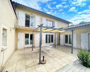 Maison 599 000 € - 203 m²
