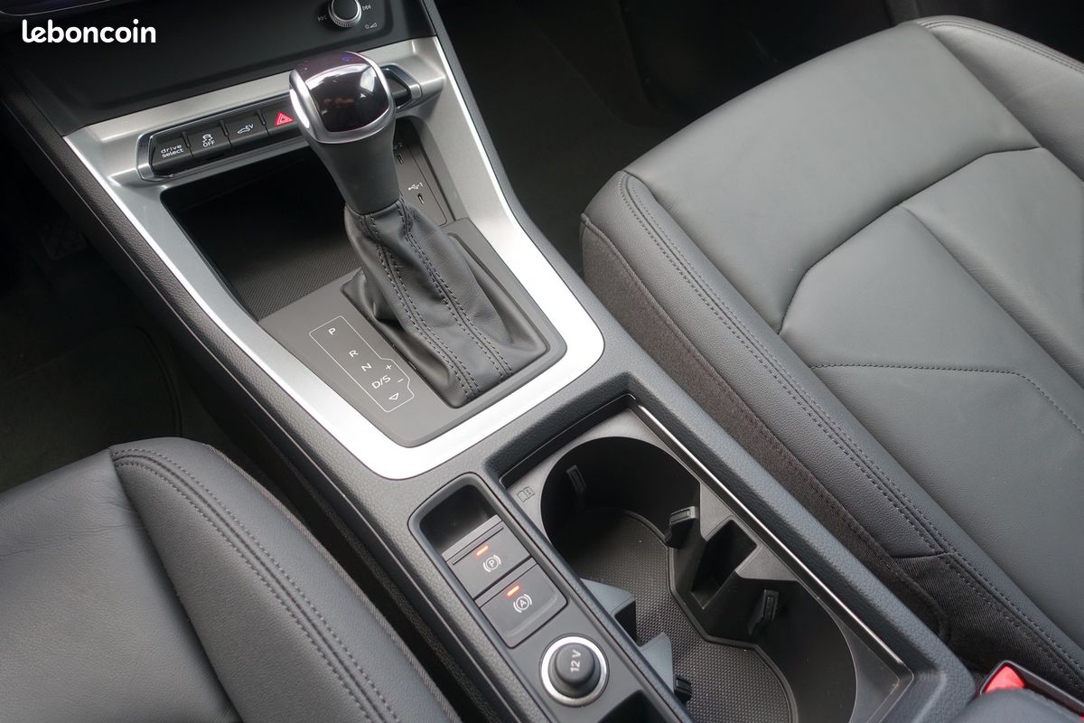 Q3 45 Tfsi e S-Tronic 245ch Hybride Rechargeable Virtual cockpit/Cuir chauffants/Gps Europe/Caméra/Carplay/Hayon électrique/1*Main/Garantie 12 mois (image 8)