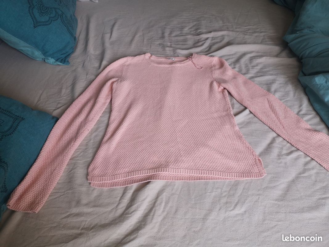 Pull rose clair (image 1)