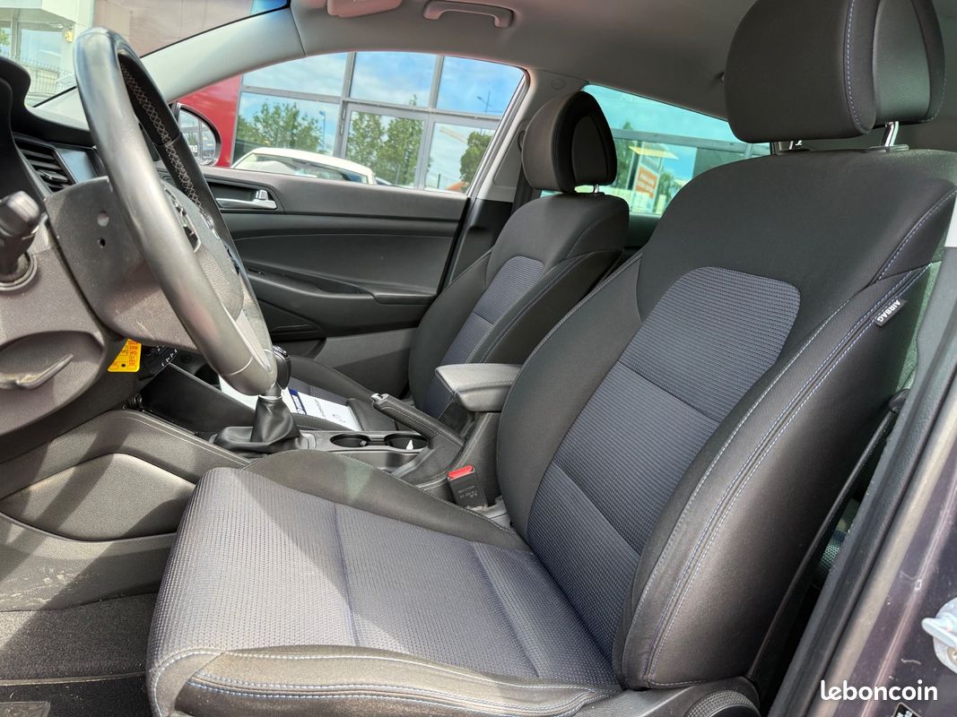 Hyundai TUCSON 1.7 Executive 116CH / Première main (image 17)