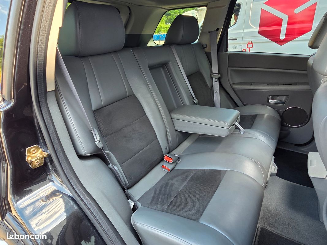 Jeep grand cherokee 6.1 hemi 425 ch awd srt8 bva (image 12)