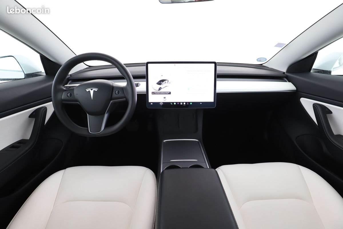 Tesla Model 3 Autonomie Standard Plus RWD 60 kWh 275 ch (image 7)
