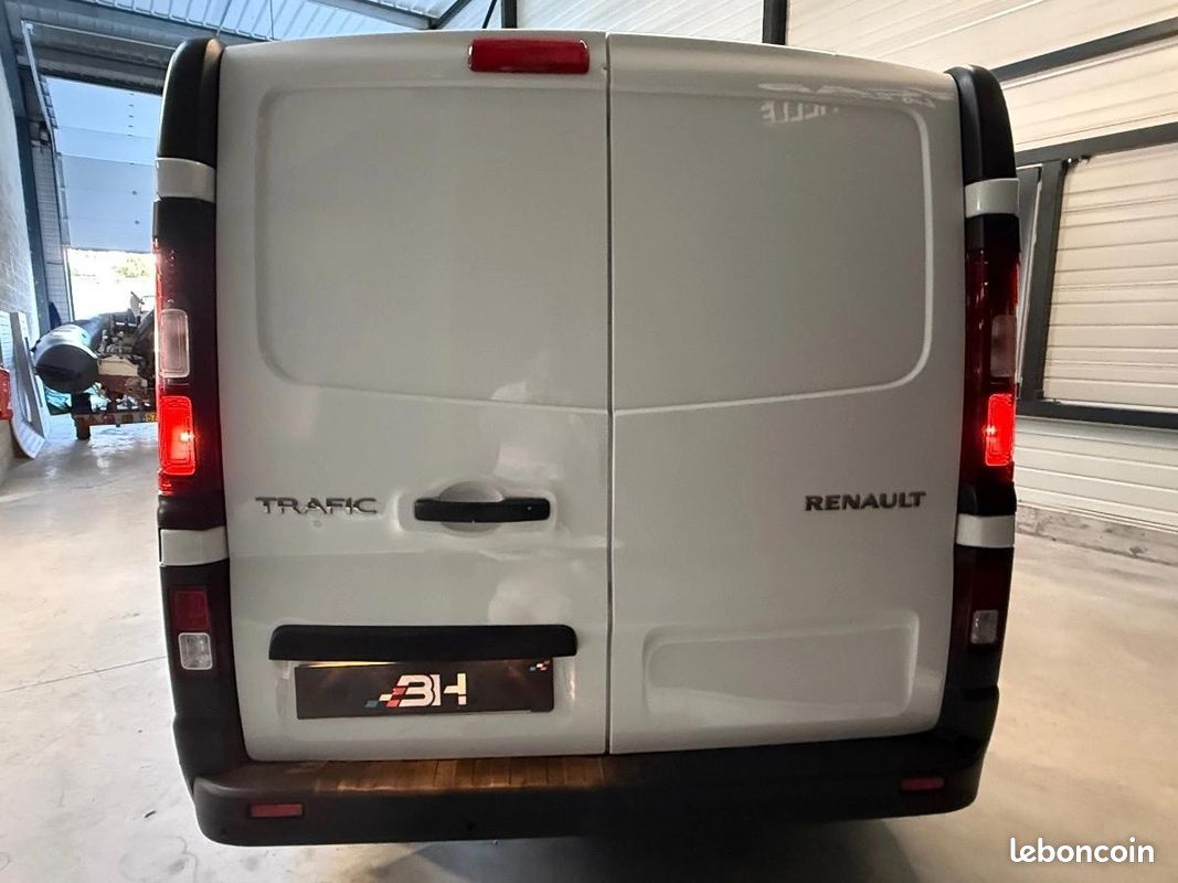Renault Trafic Vu FOURGON 1.6 DCI 120 1T2 L1H1 ENERGY CONFORT (image 4)