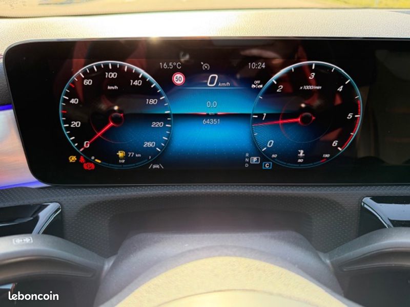 Mercedes CLA Shooting Brake 220 d AMG Line 2.0 190 8G-DCT Toit ouvrant Carplay (image 36)