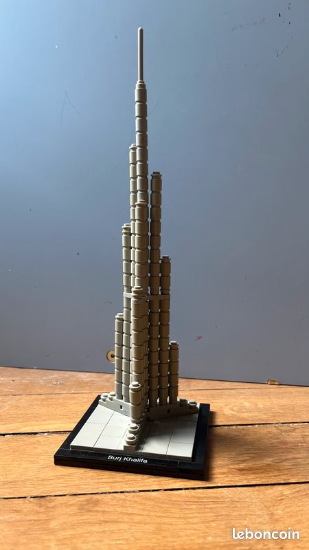LEGO Architecture 21008 – Burj Khalifa (Complet, sans boîte