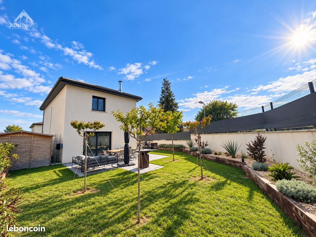Maison 5 pièces 132 m² · à Péron · 132 m² · 625 000 €