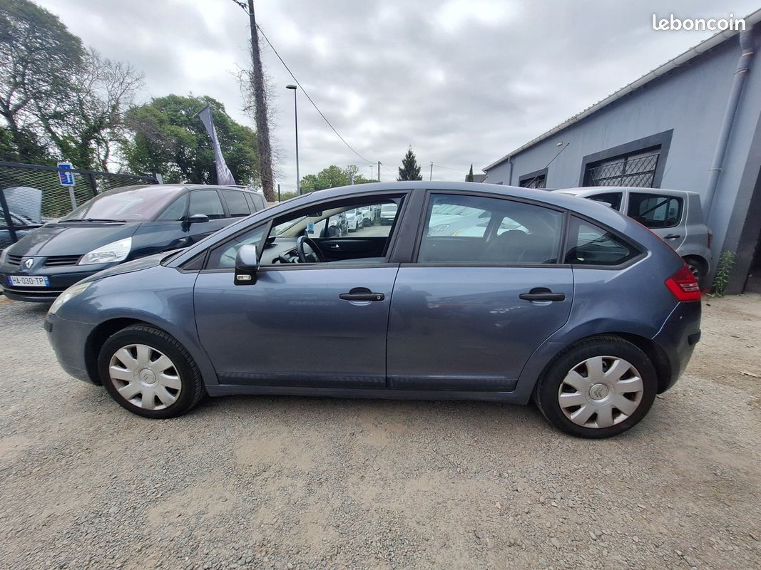 CITROEN C4 C4 1.4i 16V 90 Pack (image 2)