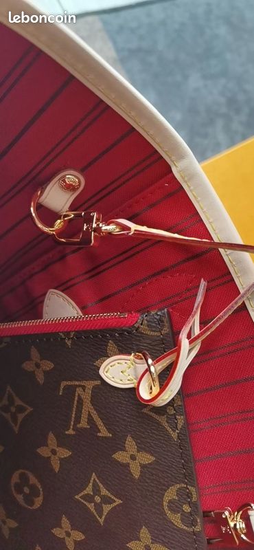 Sac à bandoulière Louis Vuitton (image 7)