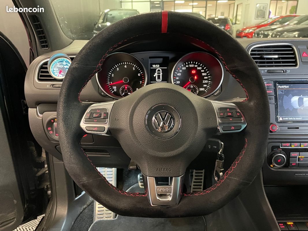 VOLKSWAGEN GOLF VI GTi 2.0 TSi 210 (image 16)