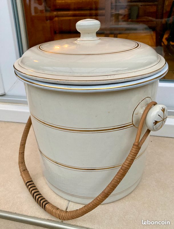 Pot Terre Cuite Avec Couvercle - 49 en vente sur