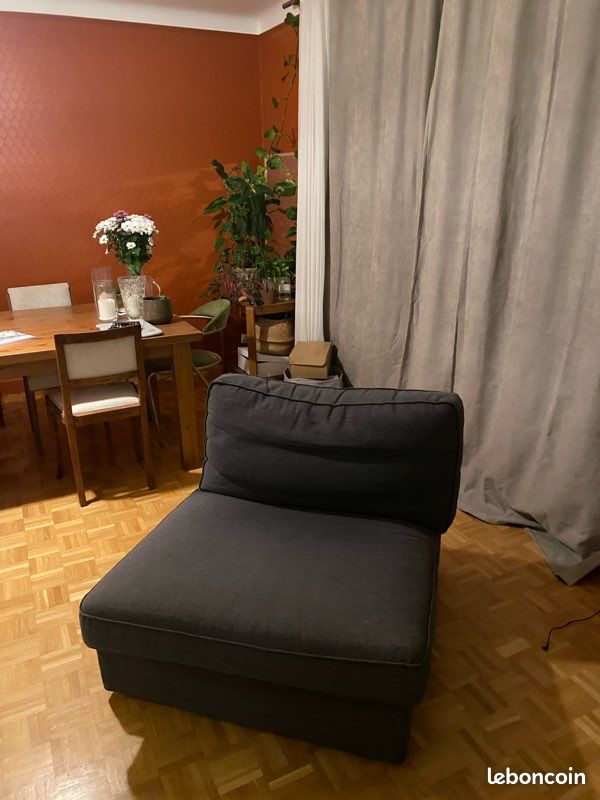 Fauteuil confortable (image 1)
