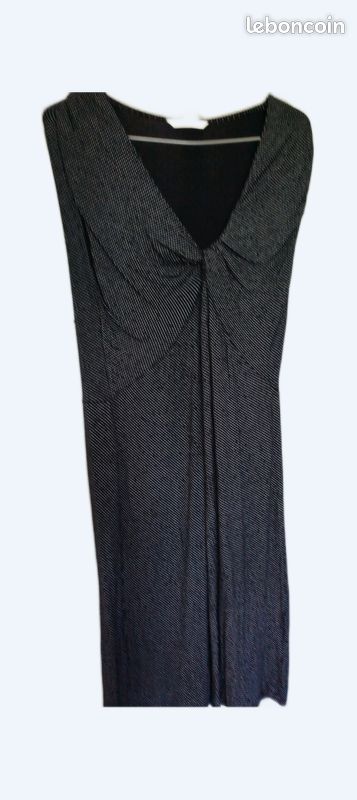 Robe noire points blancs (image 1)