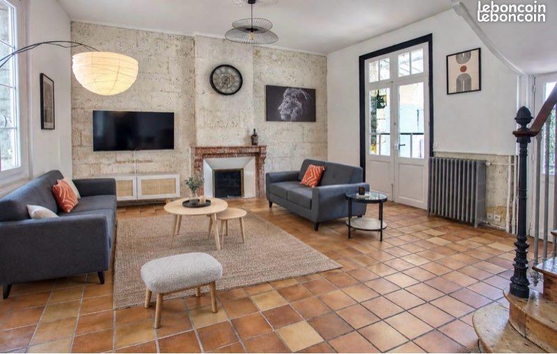 Maison 6 pièces 150 m² · à Angoulême · 150 m² · 1 850 €/mois