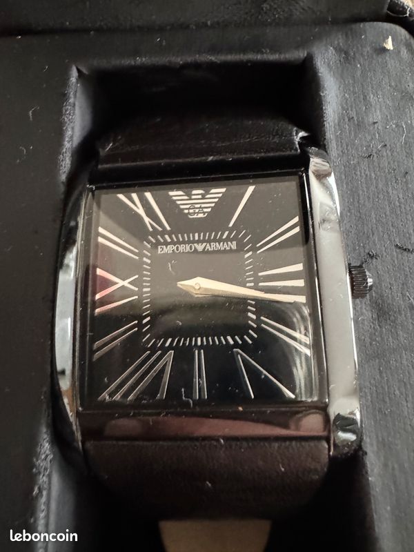 Montre emporio armani (image 1)