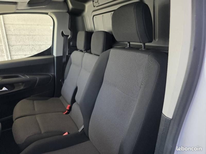 Peugeot Partner M 650kg BlueHDi 100ch S&S Pack Premium Connect (image 10)